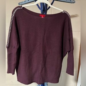 Jennifer Lopez, purple, chain detail, 3 quarter length sleeve, ribbed sweater